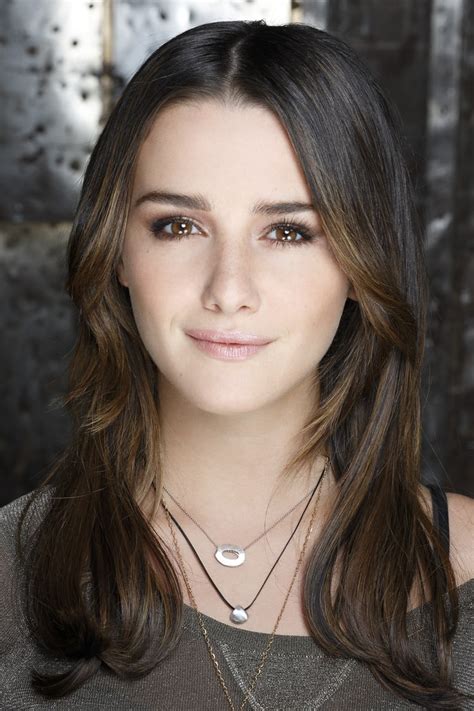 Addison Timlin Pictures .